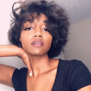 Meet your Posher, Mandy